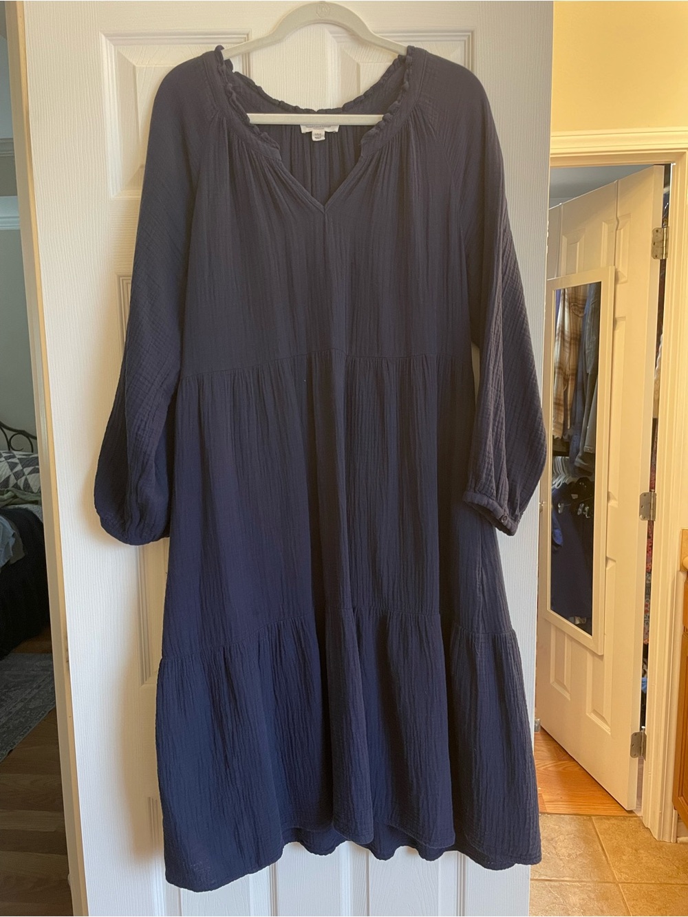 beachlunchlounge Navy Blue Tiered V-Neck Midi Dress